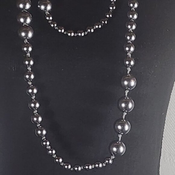 Chicos Chunky Grey Silver Tone Metal Graduated Bead Link Long 64"-68.5" Necklace - Picture 3 of 16